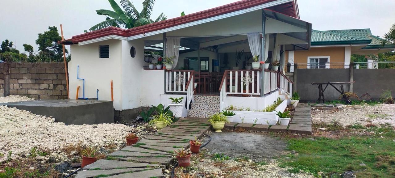 Althea Birds Nest Inn Moalboal Exterior foto